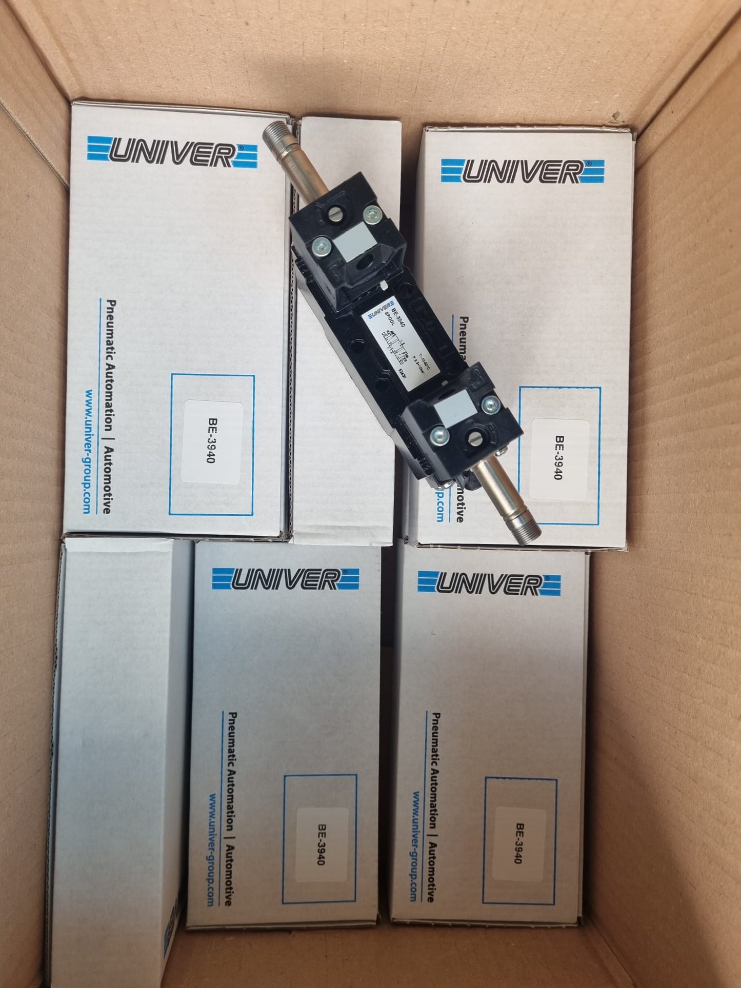 BE-3940 UNIVER