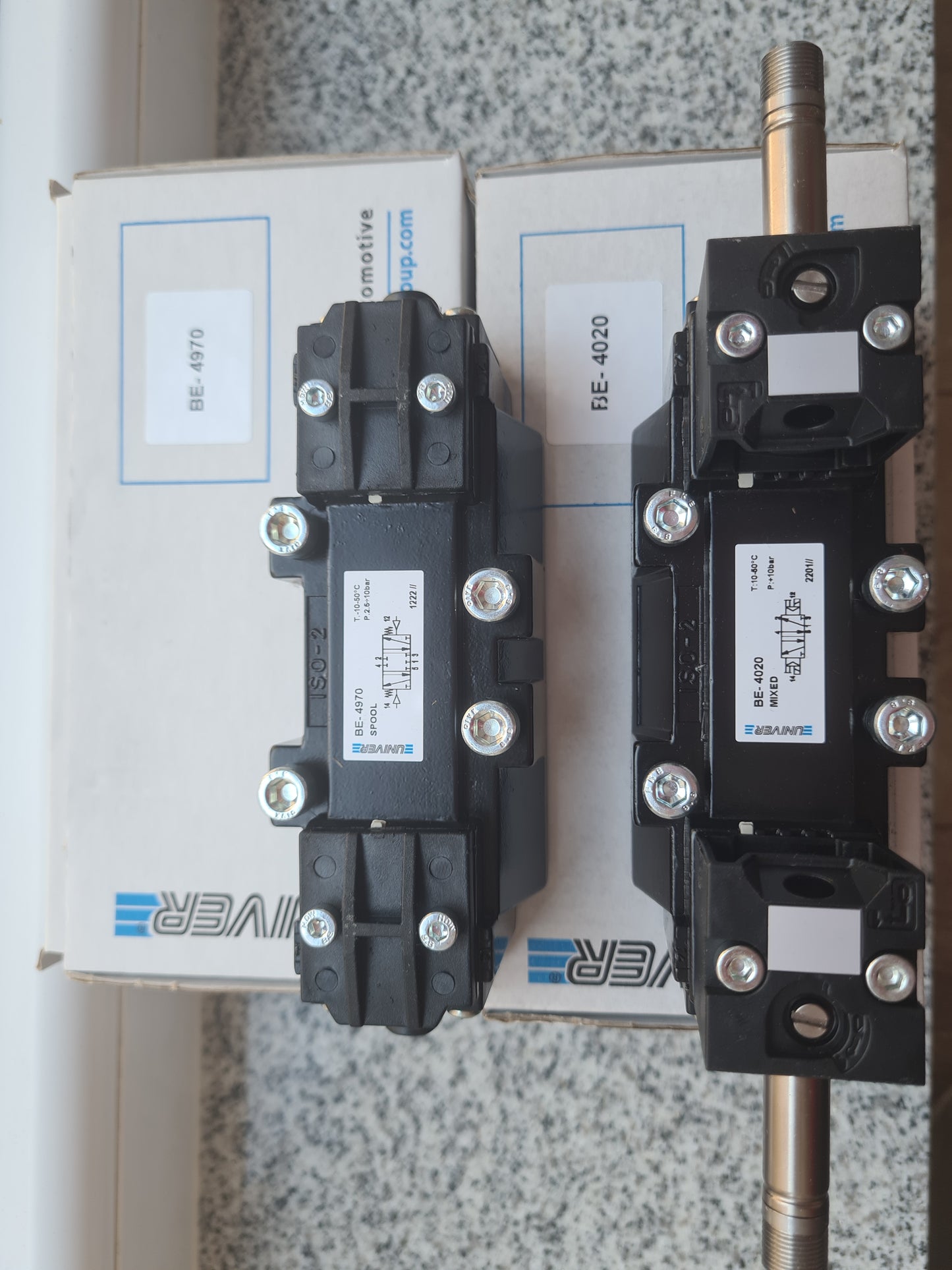 BE-4020 Univer Stock