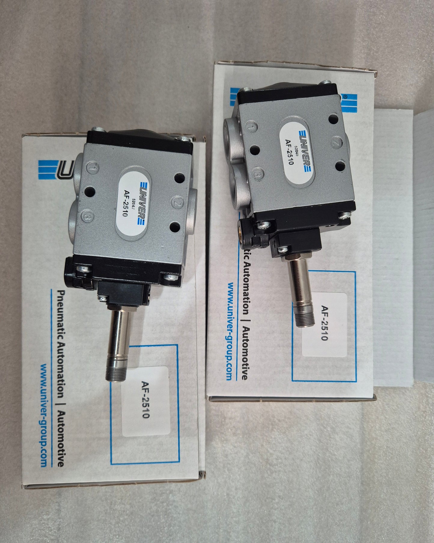 AF-2510 UNIVER  - STOCK