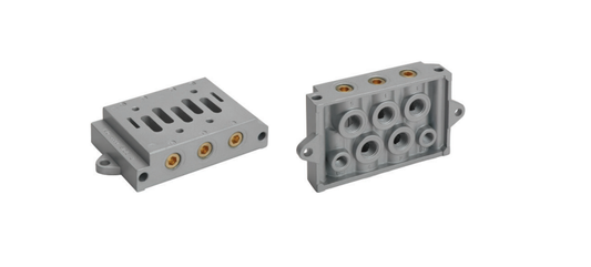 UNIVER BF-3082 subbase for BE Univer valves, showing the metal mounting base with bolt holes and connection points.